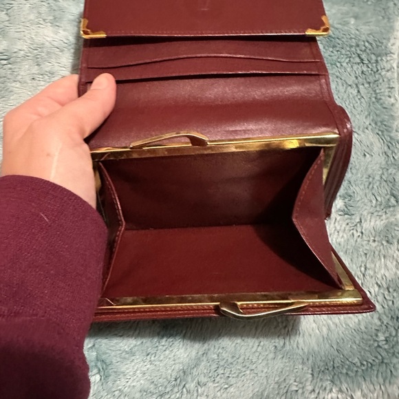 Cartier Burgundy Tri Fold Wallet With Kiss Lock 💋 - Picture 6 of 15